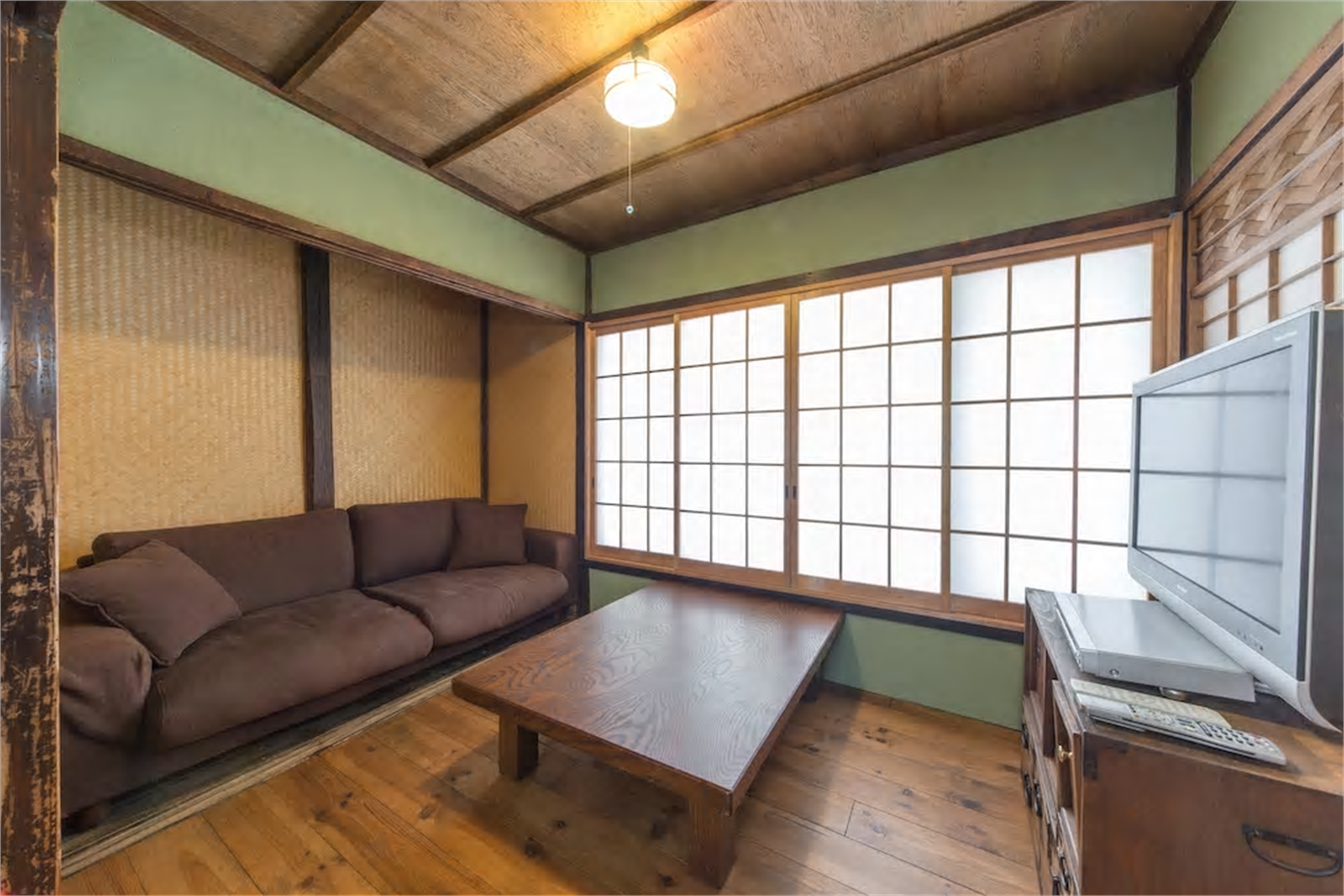 Iho-An serene sitting room on second floor with reading nook