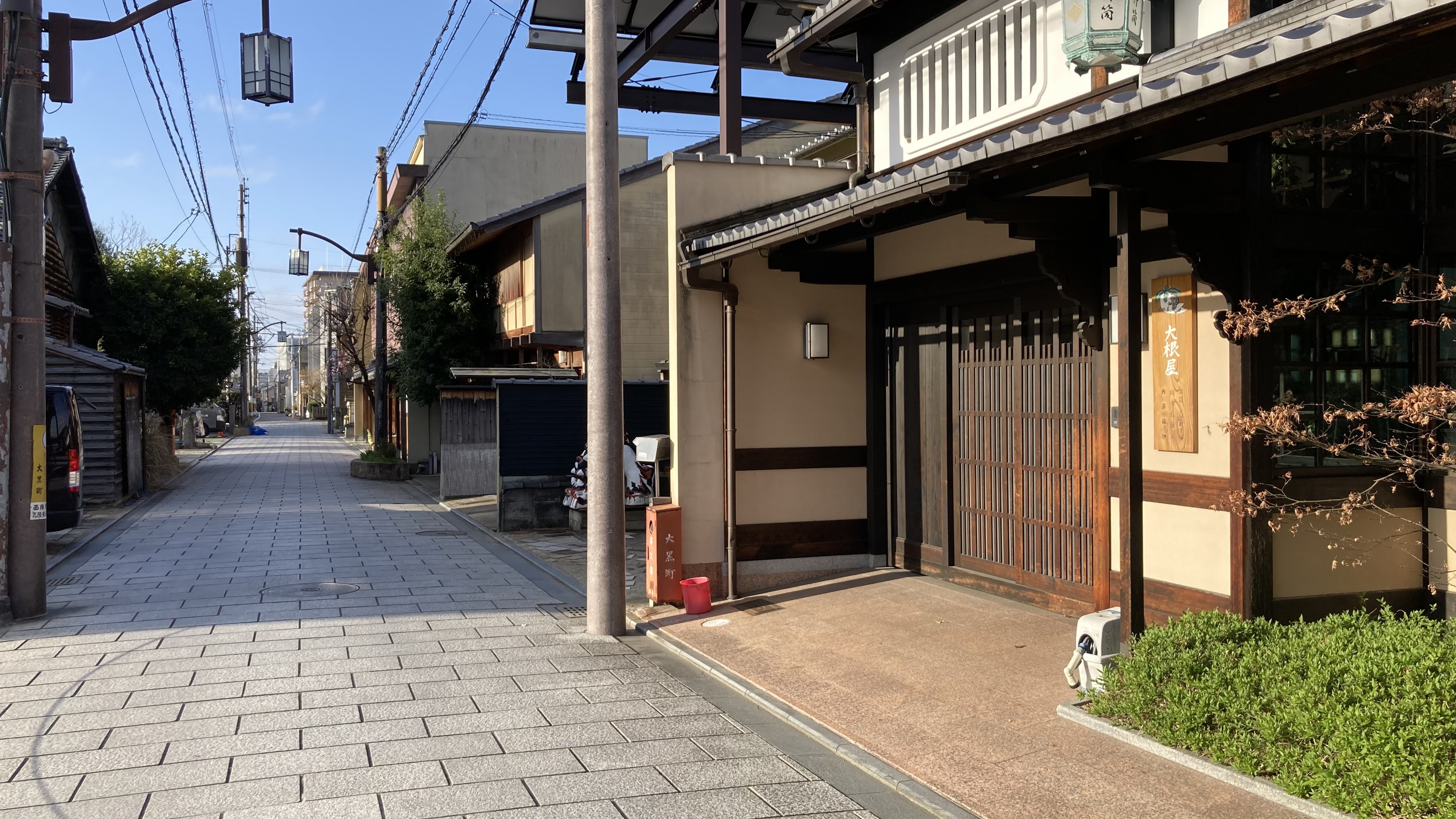 Quiet Nishijin weaving district streets